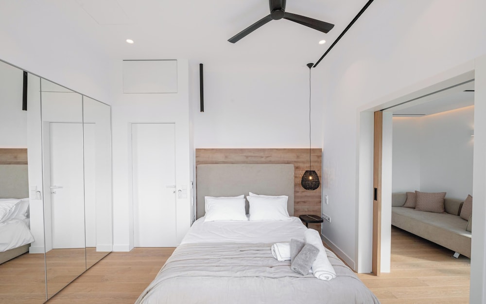 Elia Cove Luxury Villa Ii