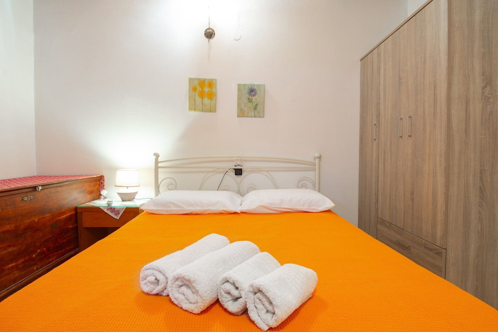 Hotel Olive Valley Traditional House