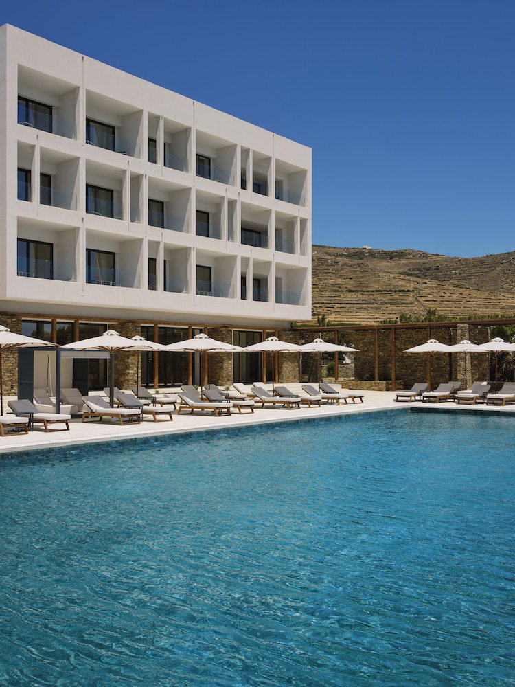 Tinos Beach Hotel