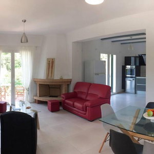 Hotel Villa Verde With Outdoor Jacuzzi cazare Asos