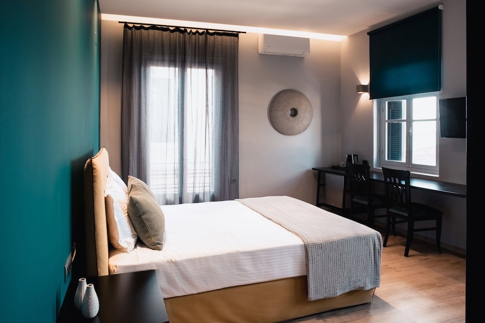 Aethra Rooms