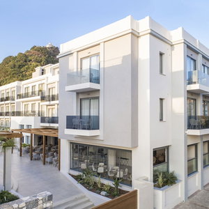 Hotel Samian Mare Hotel Suites & Spa cazare Sami