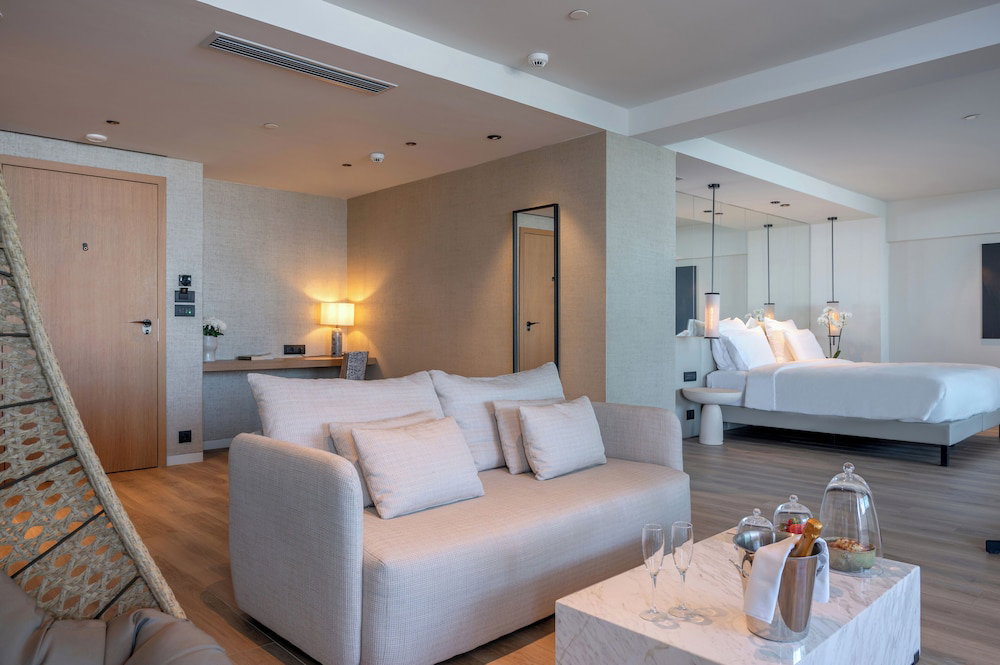 Niko Seaside Resort Mgallery - Adults Only
