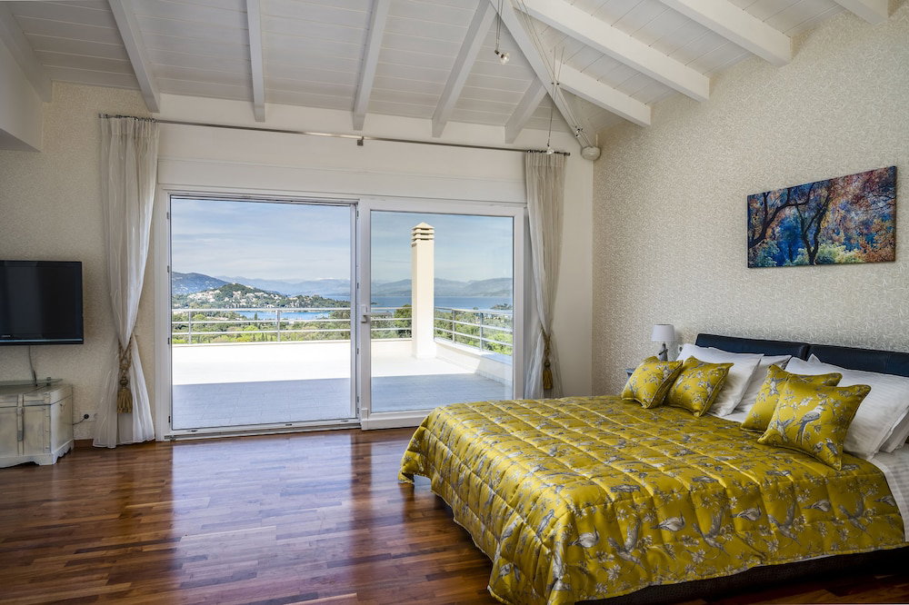 Euphoria Seaview Residences With Shared Pool By Konnect