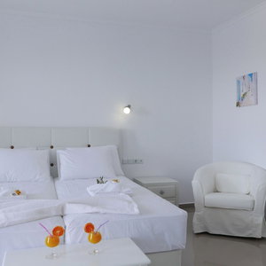 Hotel Limnionas Bay Hotel cazare Marathokampos