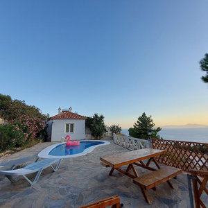 Hotel Apartment With Pool And Panorama View cazare Sami