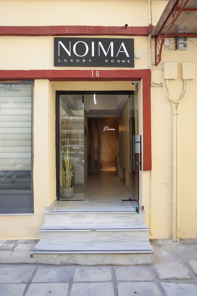 Hotel Noima Luxury Suites