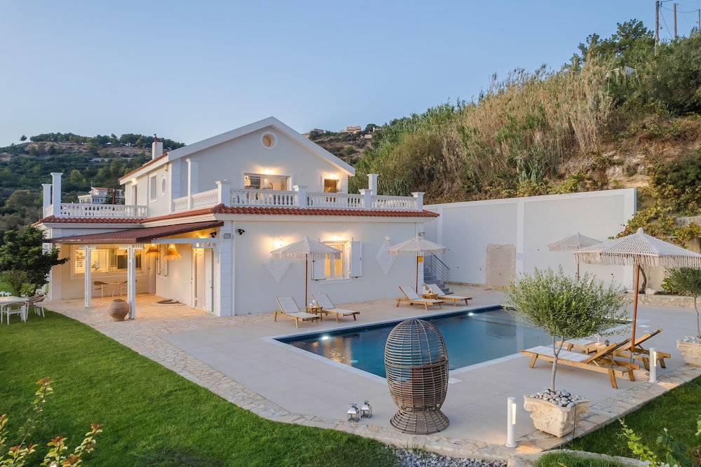 Hotel Pantheon Villa Svoronata