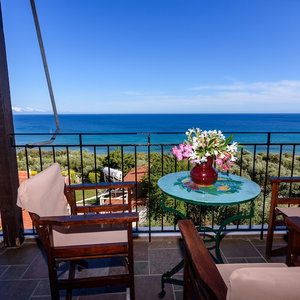 Hotel Eros Home, Panoramic Sea View, Perfect Location cazare Pylos