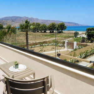 Hotel Votsalo Seaside Villa cazare Tavronitis