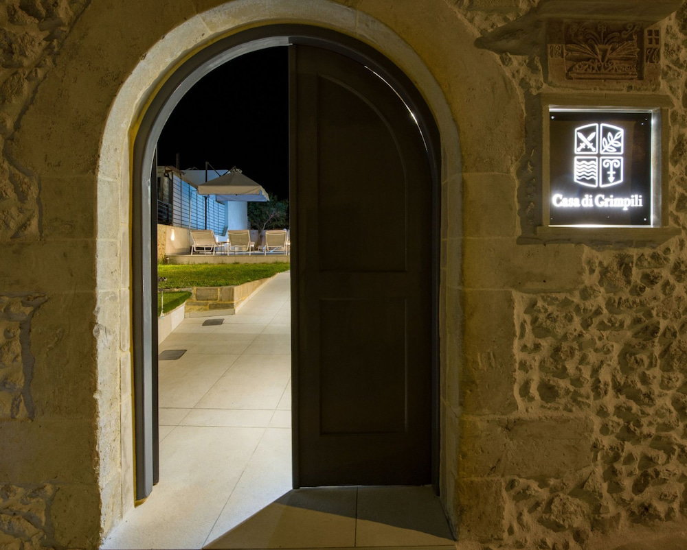 Hotel Casa Di Grimpili