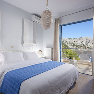 Hotel Xenia Residence & Suites cazare Agia Anna