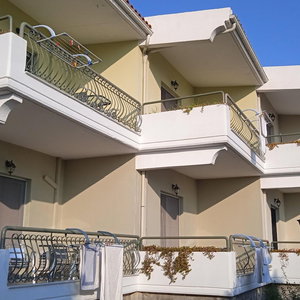 Hotel Apartment In Gerakini With Pool cazare Polygyros