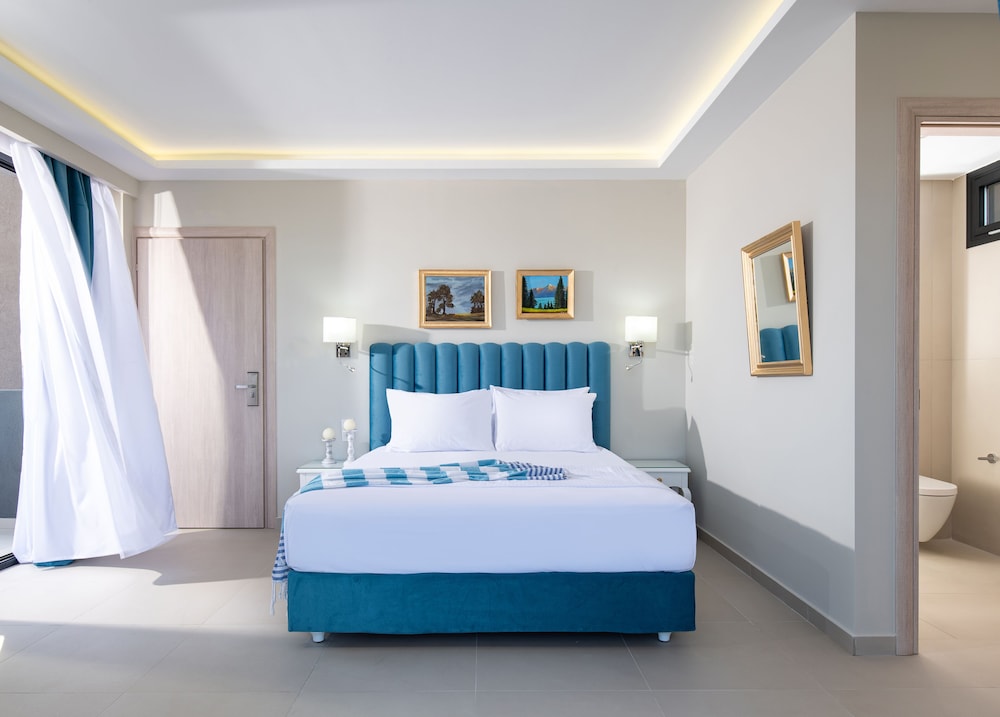 Hotel Light Blue Luxury Rooms