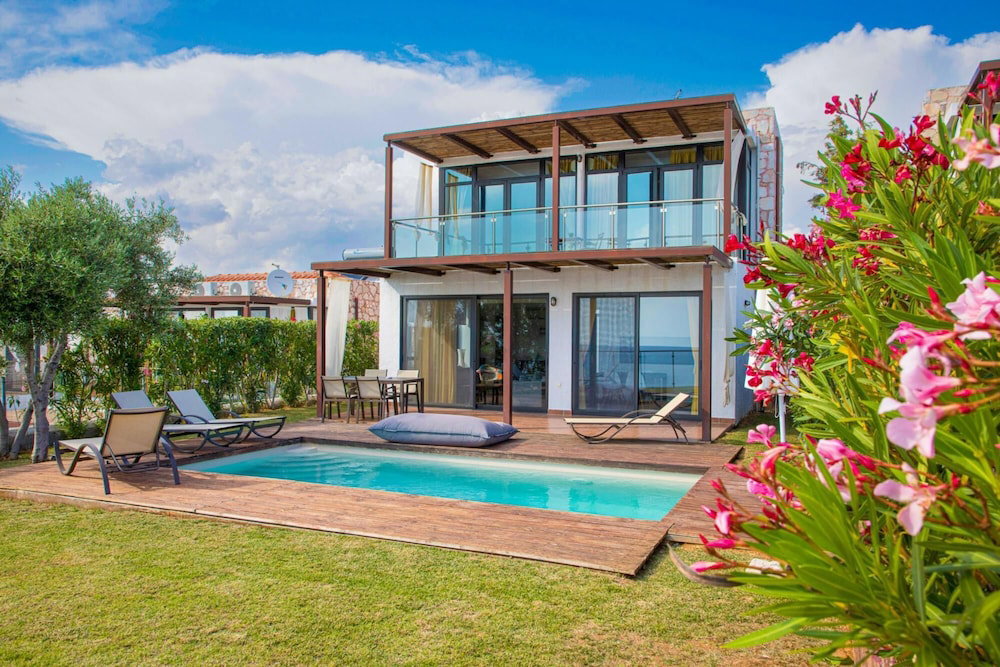Hotel Kalma Villa Ena In Moudania