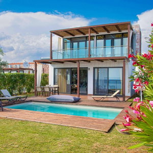 Hotel Kalma Villa Ena In Moudania cazare Nea Moudhania