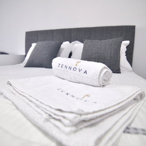 Hotel Zennova Sirene Luxury Studios cazare Polygyros