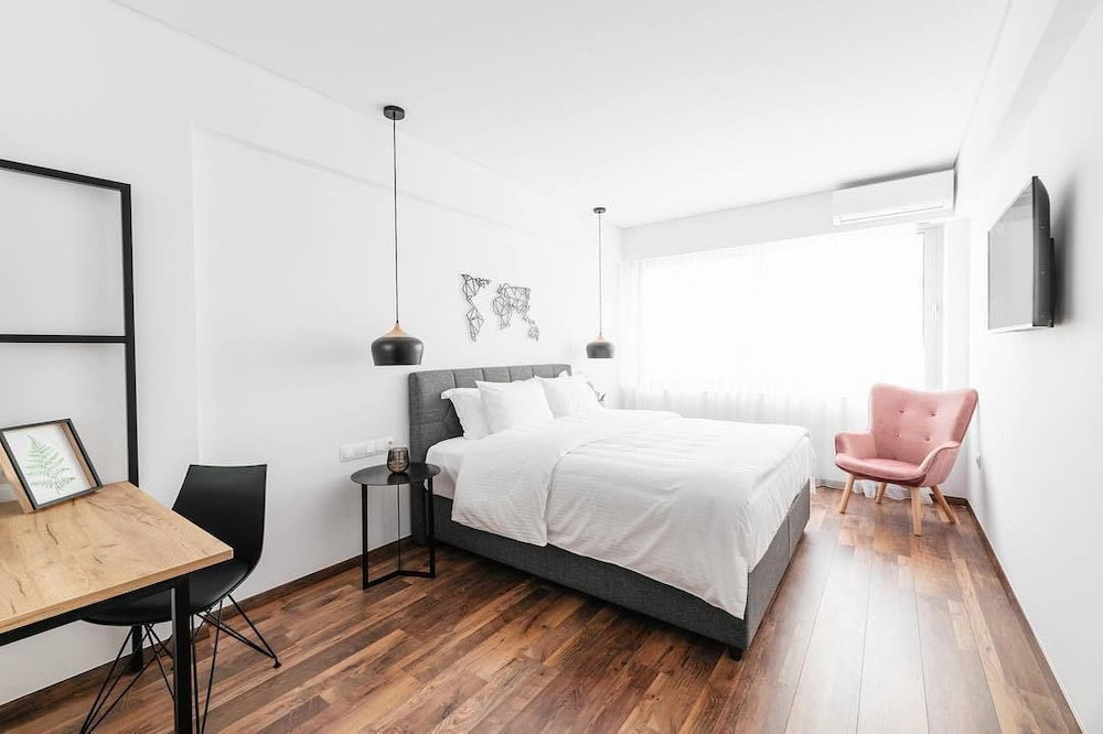 Hotel Evapollo
