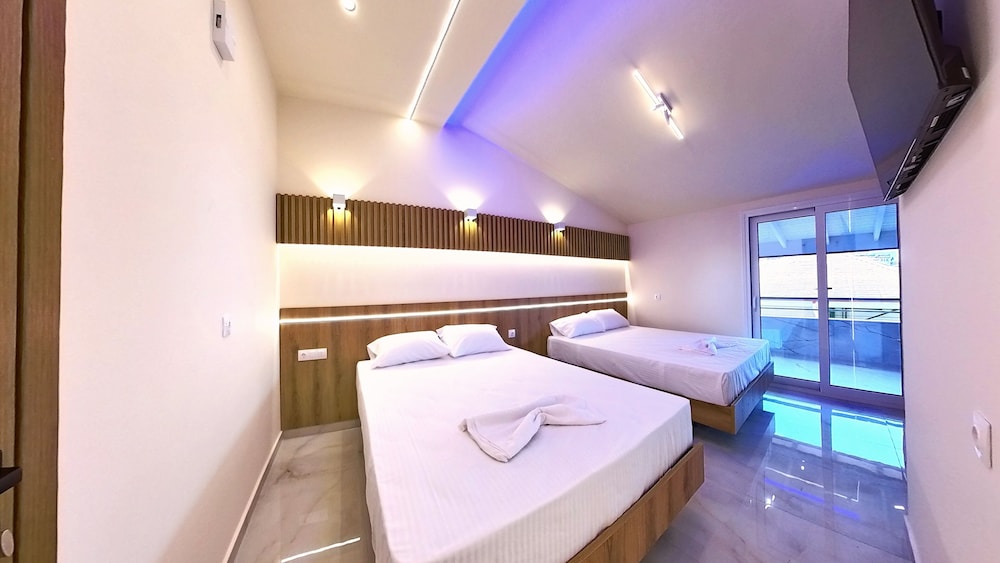 Hotel Zoi Girni – Seaside Hotel