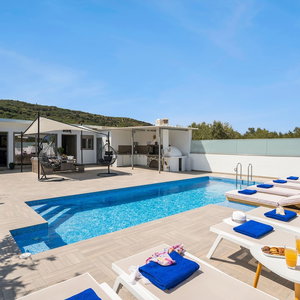 Hotel Villa Alitocatos cazare Nopigeia