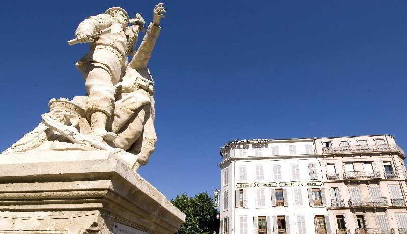 Grand De La Gare