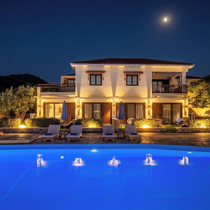 Hotel Skopelos Holidays Hotel By Ghh cazare Skopelos