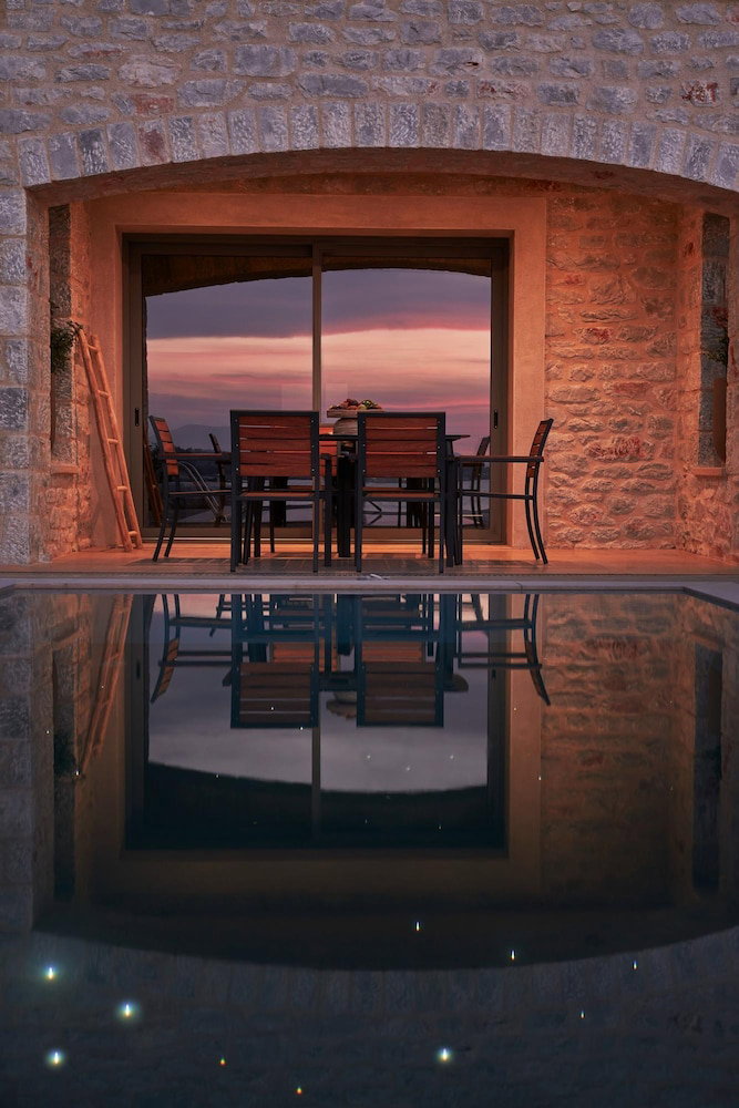 Beachfront Alassa Villas With Private Pools