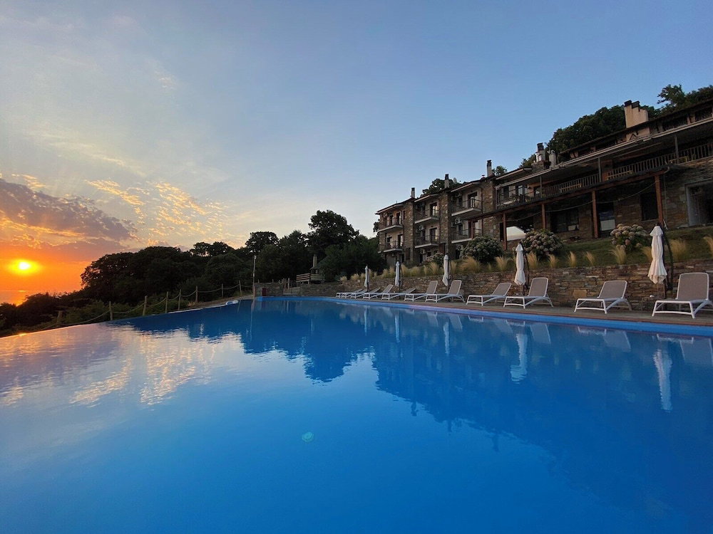 Hotel Dohos Hotel