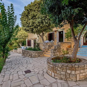 Hotel Group Accommodation In Crete Separate Houses cazare Almirida