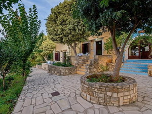 Hotel Group Accommodation In Crete Separate Houses cazare Almirida