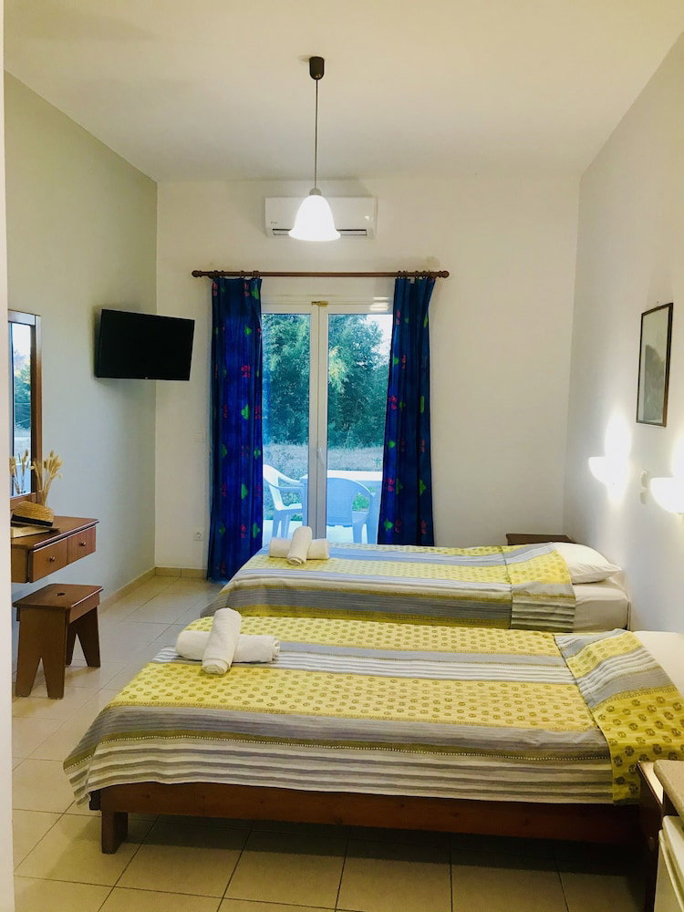 Banos Apartments And Swimming Pool