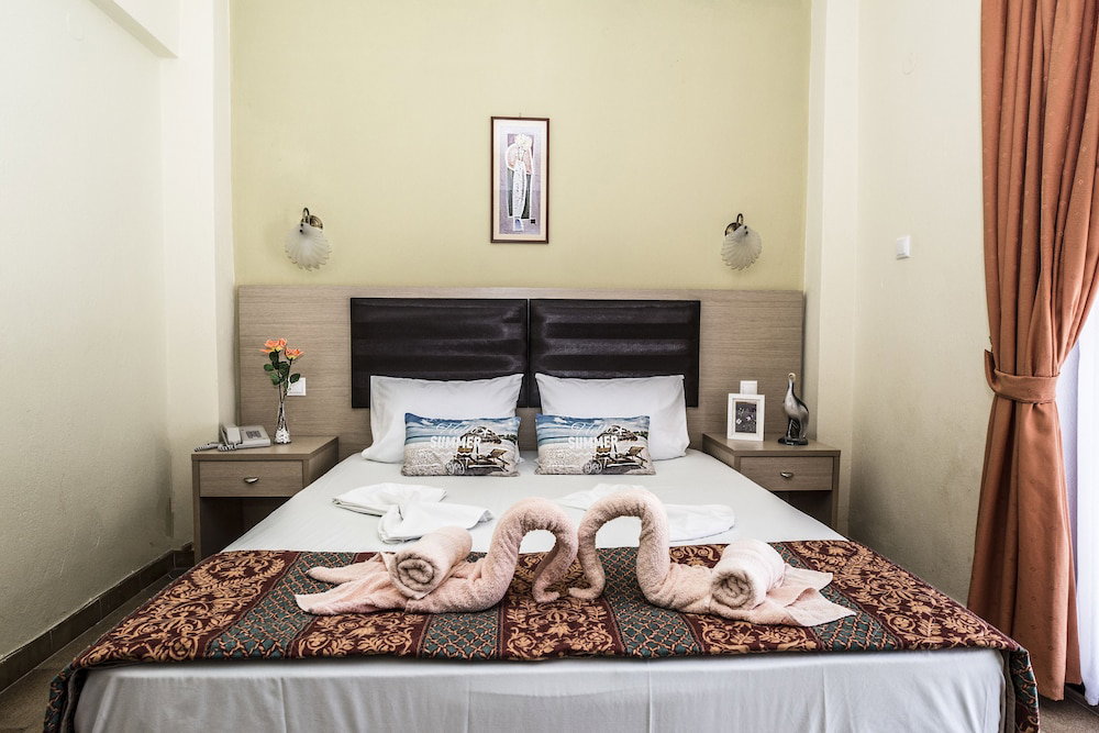 Hotel Dionisos Palms