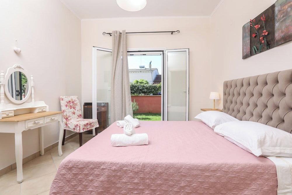 Hotel Renos House By Corfu Escapes