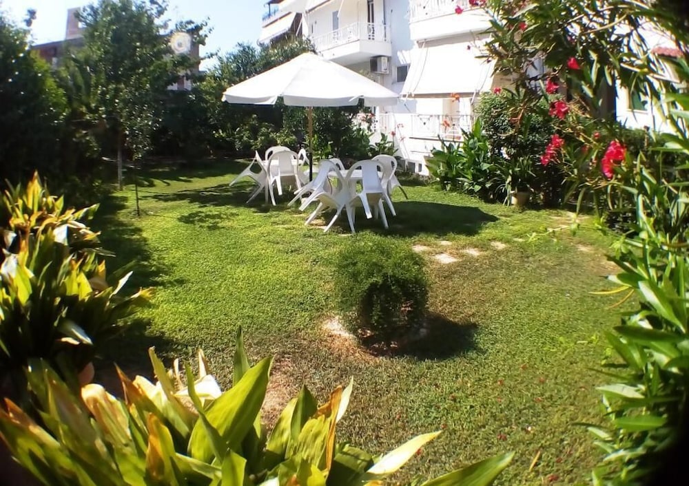 Hotel Araliki Apartments & Studios