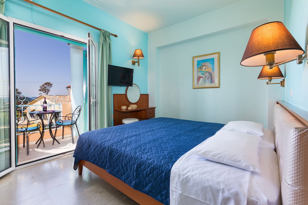 Hotel Poseidon Suite By Corfuescapes