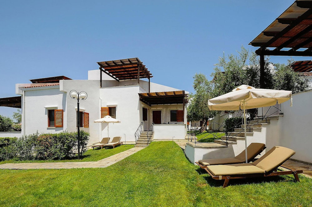 Hotel Gerakini Holiday Home With A Balcony