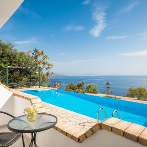Hotel Four-Bedroom Villa Eleni By Konnect, With Private Pool & Stunning Seaview cazare Barbati