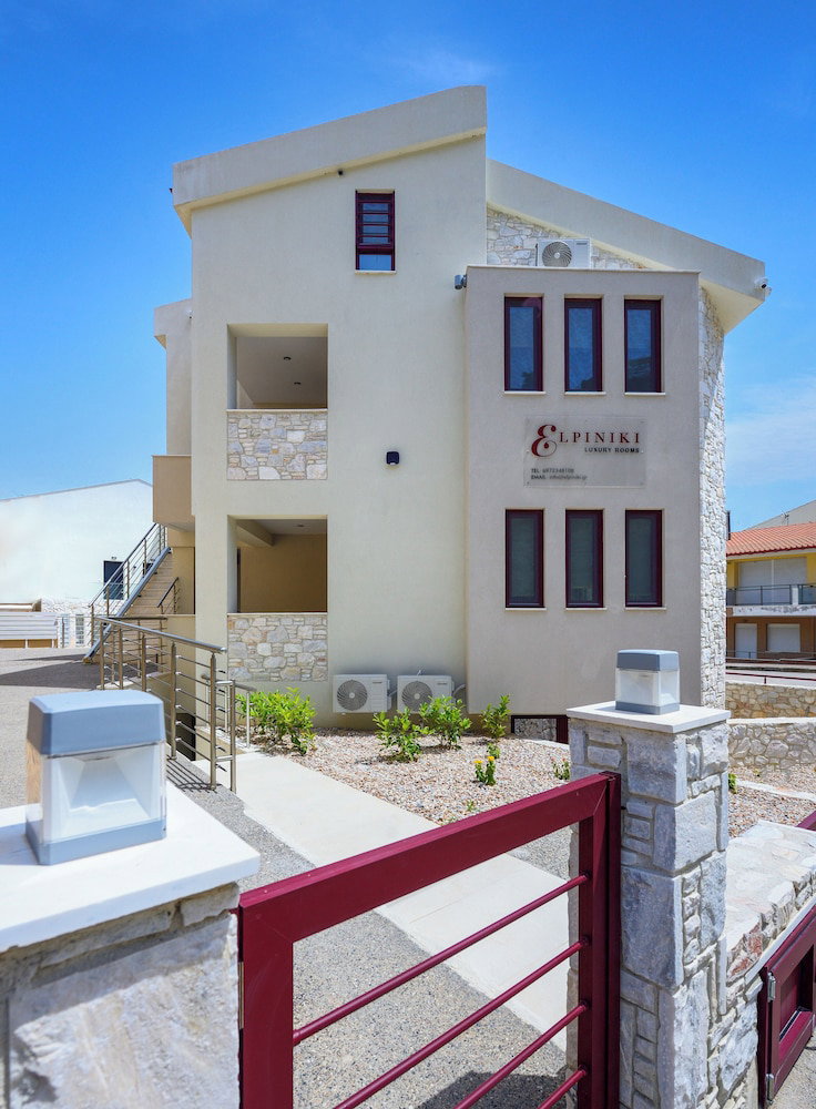 Hotel Elpiniki Luxury Rooms