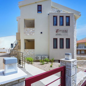 Hotel Elpiniki Luxury Rooms cazare Nea Triglia