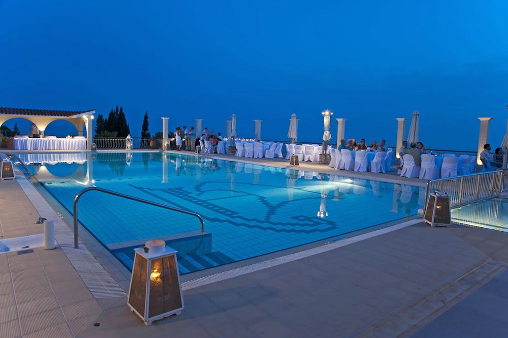 Hotel Mouikis Sun Village
