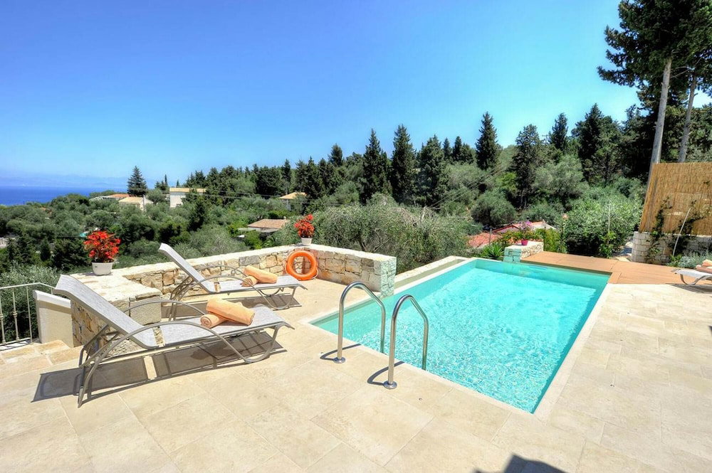 Hotel Apeiron Ii Villa - Sunny Modern Pool - Walk To Gaios