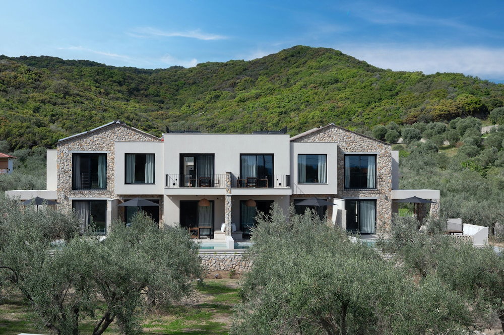 Hotel Olivera Suites Sarti