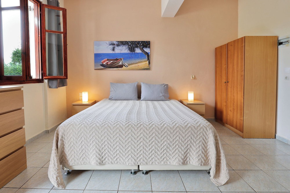 Hotel Ballas Apartments