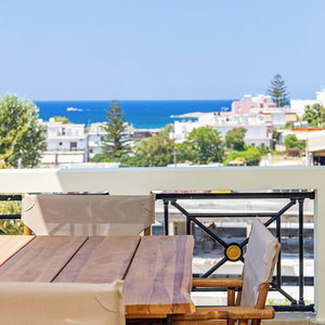 Hotel Golden Coast Residences cazare Daratsos