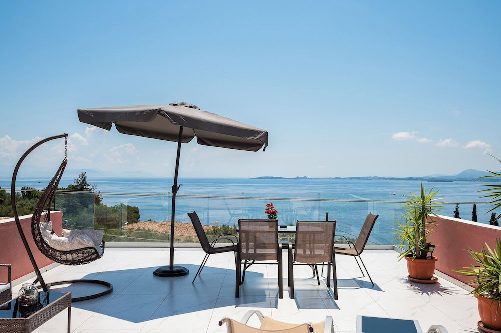 Hotel Ionian Sea View Apartments At Barbati By Konnect