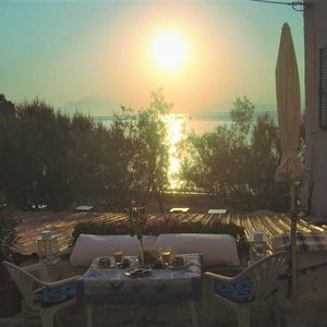 Hotel Alkistis Cozy By The Beach Apt In Ikaria Island, Therma Ground Floor cazare Therma