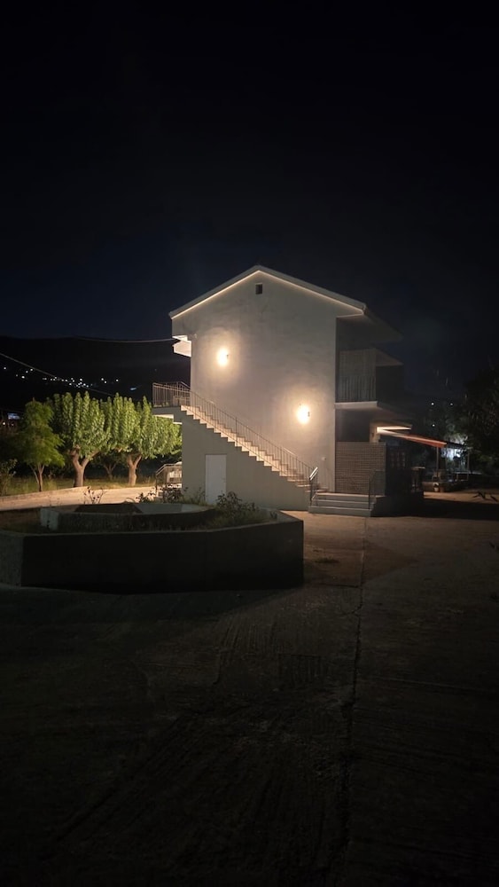 Hotel Elysium Apartments