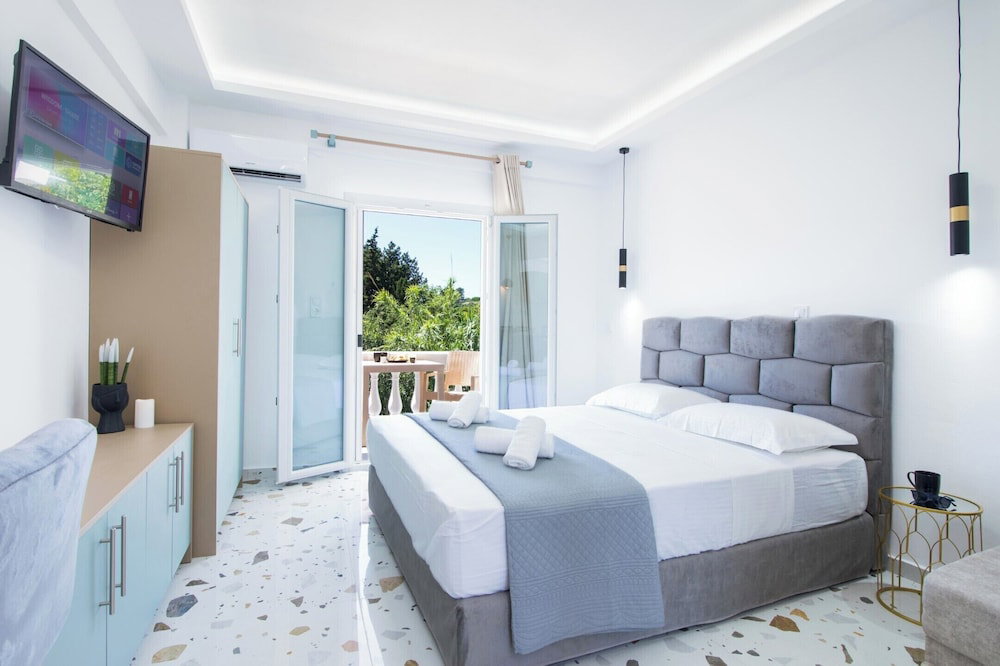 Hotel Anais Luxury Living Grey&Pink