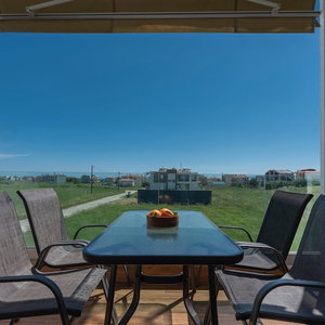 Hotel Delejo Resort & Suites cazare Nea Flogita