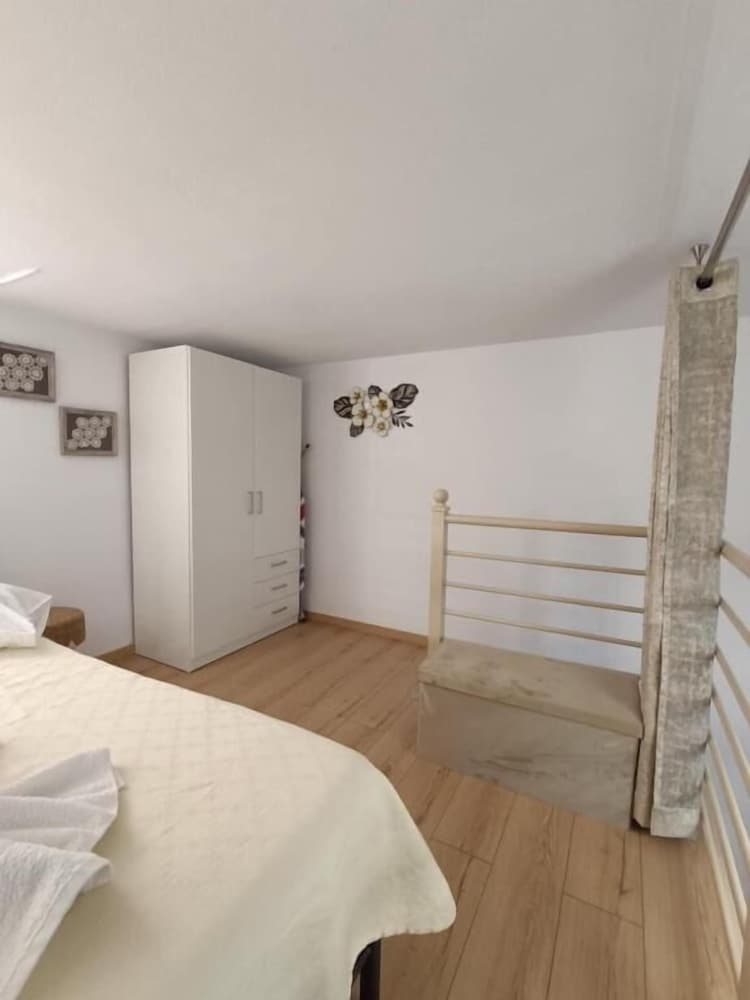 Hotel Isidora Apartments